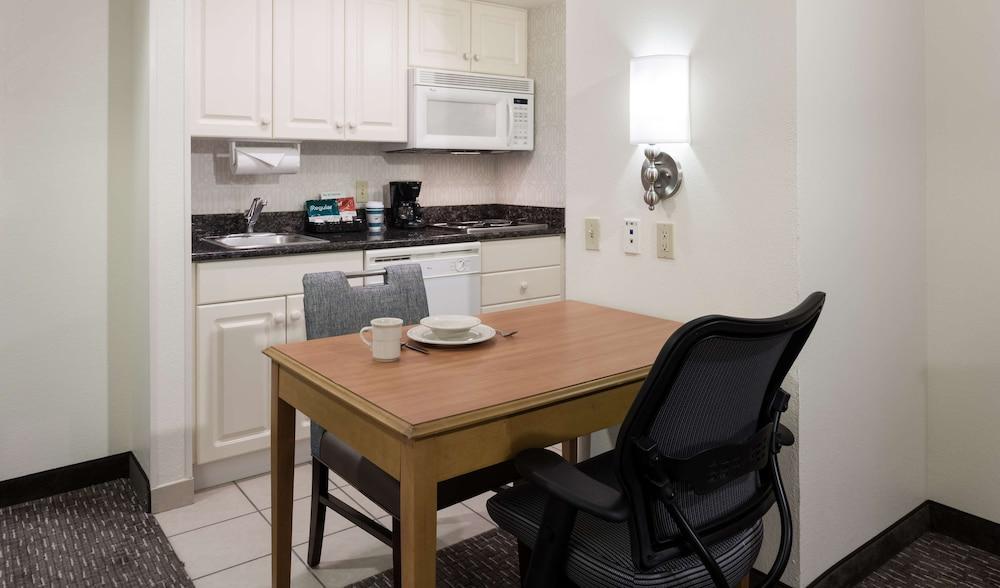 Homewood Suites Miami Airport/Blue Lagoon Miami Springs Exterior foto