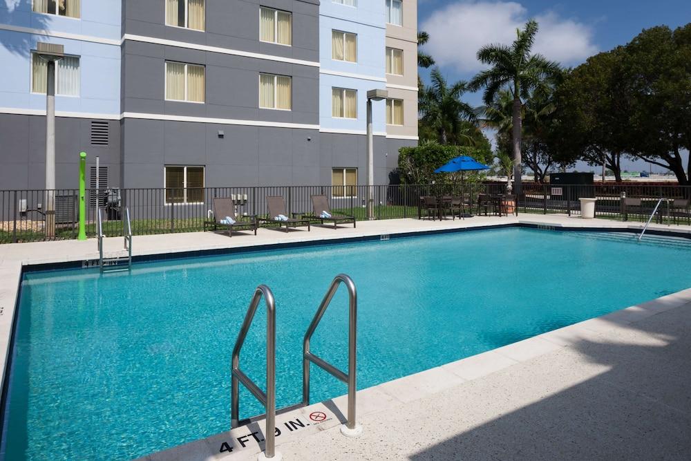 Homewood Suites Miami Airport/Blue Lagoon Miami Springs Exterior foto