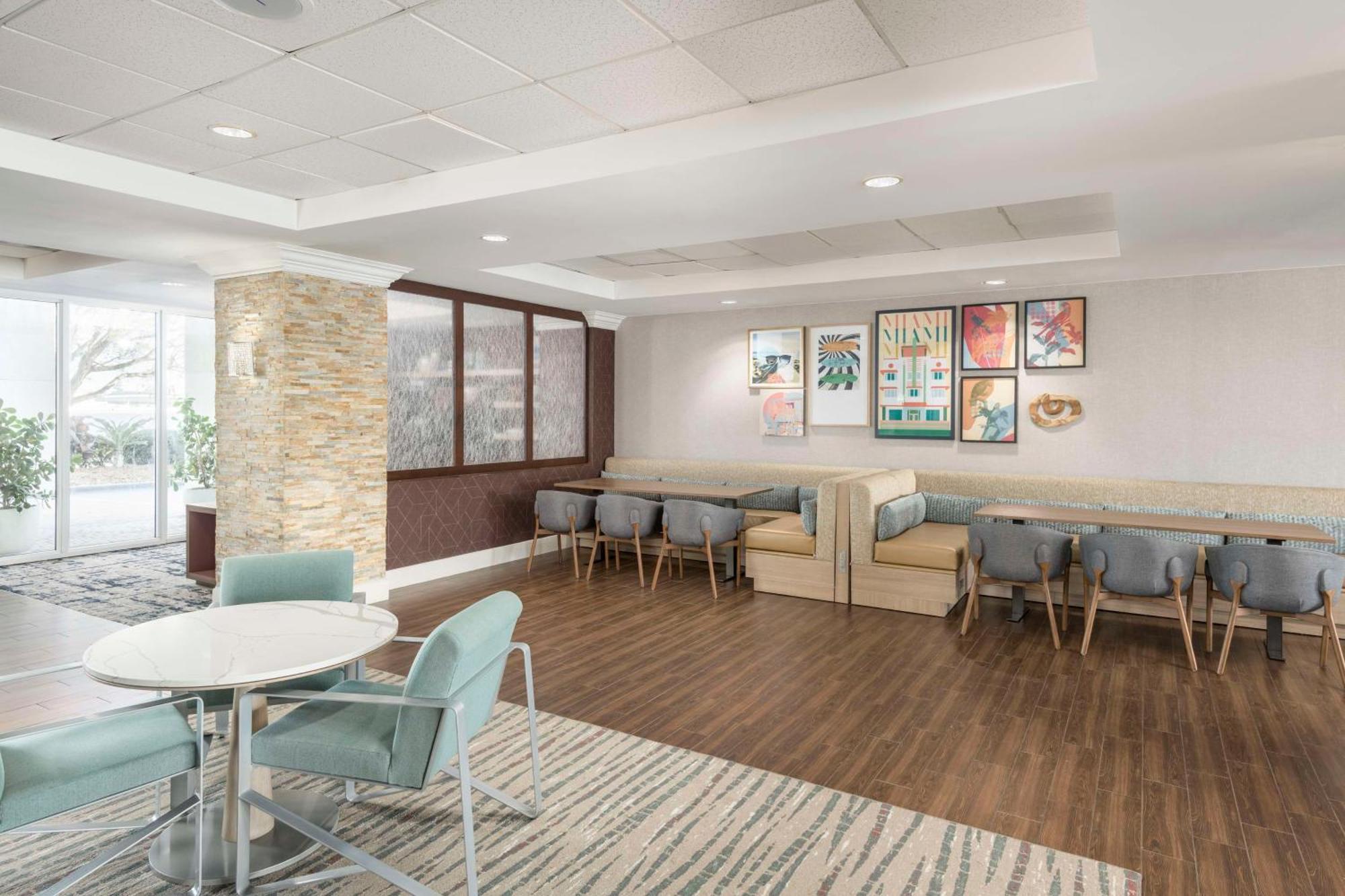 Homewood Suites Miami Airport/Blue Lagoon Miami Springs Exterior foto